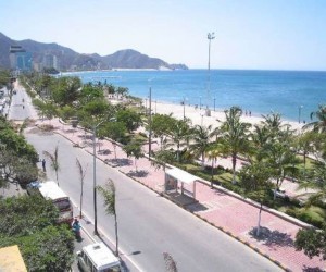 Seafront (Courtesy of Paz Verde Expediciones)